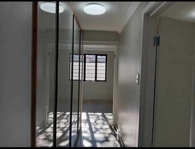 3 BEDROOM FREESTANDING TO LET IN ESSENWOOD
